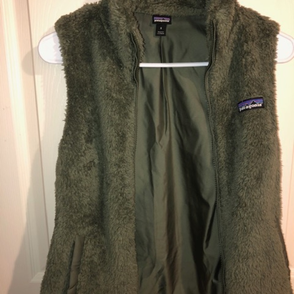 Patagonia Women's Los Gatos Vest-Industrial Green